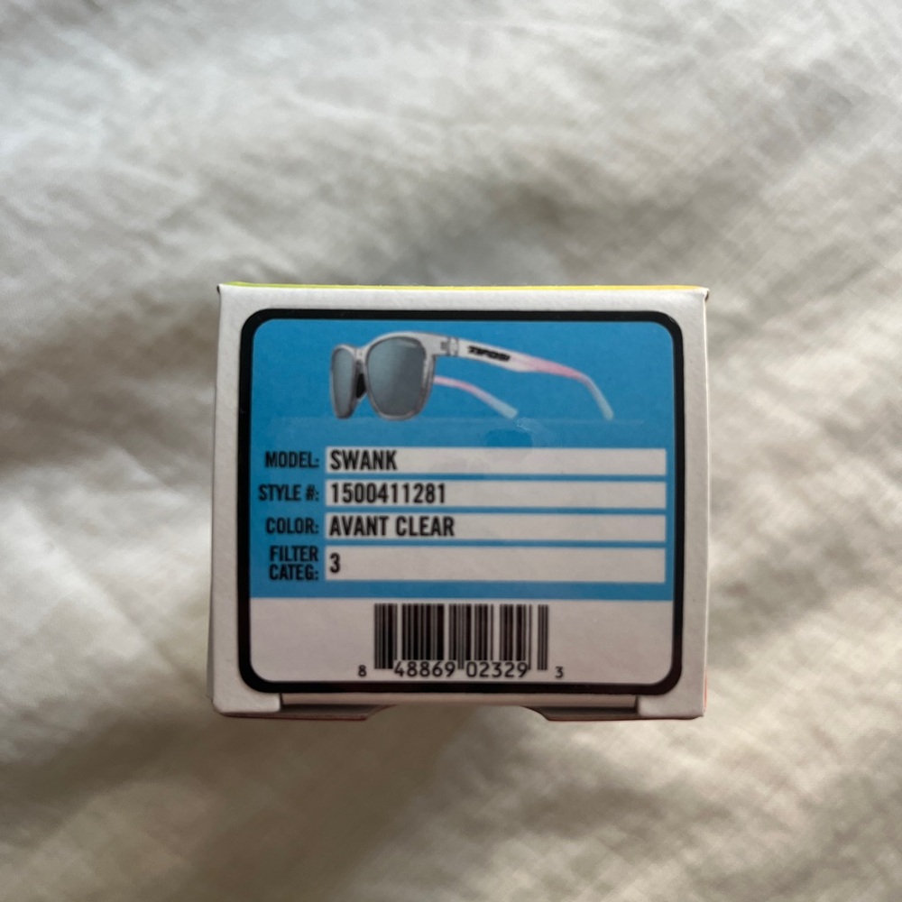 Tifosi Optics Swank Sunglasses Avant Clear/Smoke - Picture 2 of 4